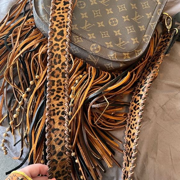 Custom Louis Vuitton Purse - Picture 2 of 2